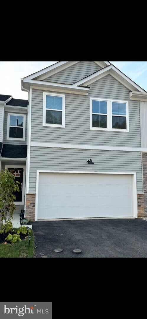 Property Photo:  60 Four Leaf Drive  PA 19335 