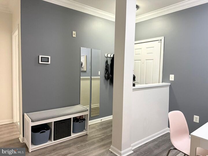 Property Photo:  4870 Eisenhower Avenue 407  VA 22304 