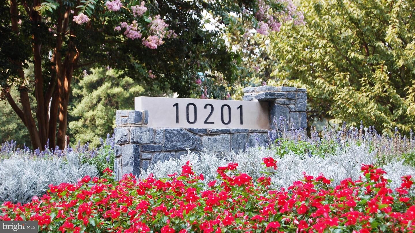 Property Photo: 10201 Grosvenor Place 814 MD 20852