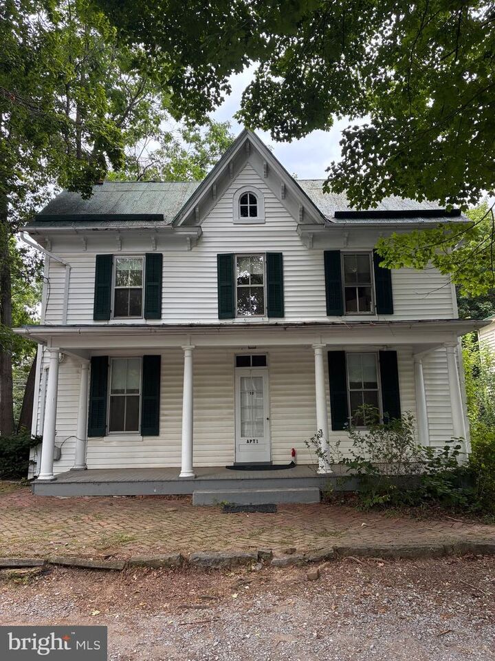 Property Photo:  7 Old Prospect Avenue  WV 25443 