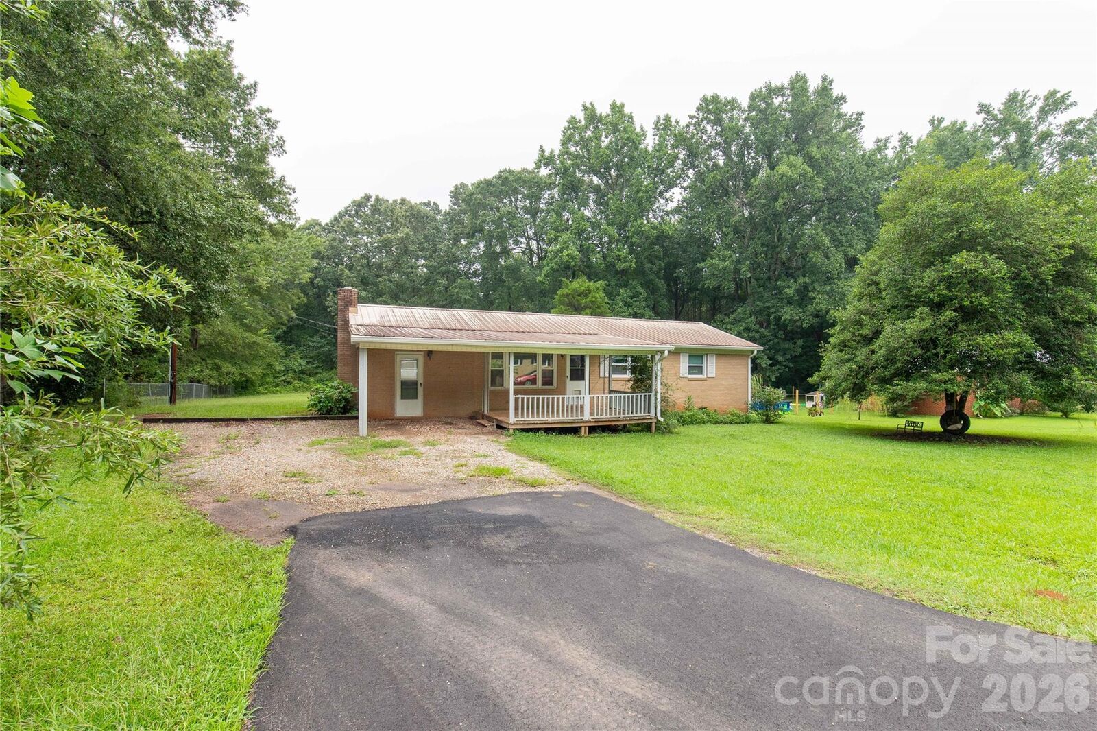 Property Photo:  1747 Williams Circle  SC 29720 