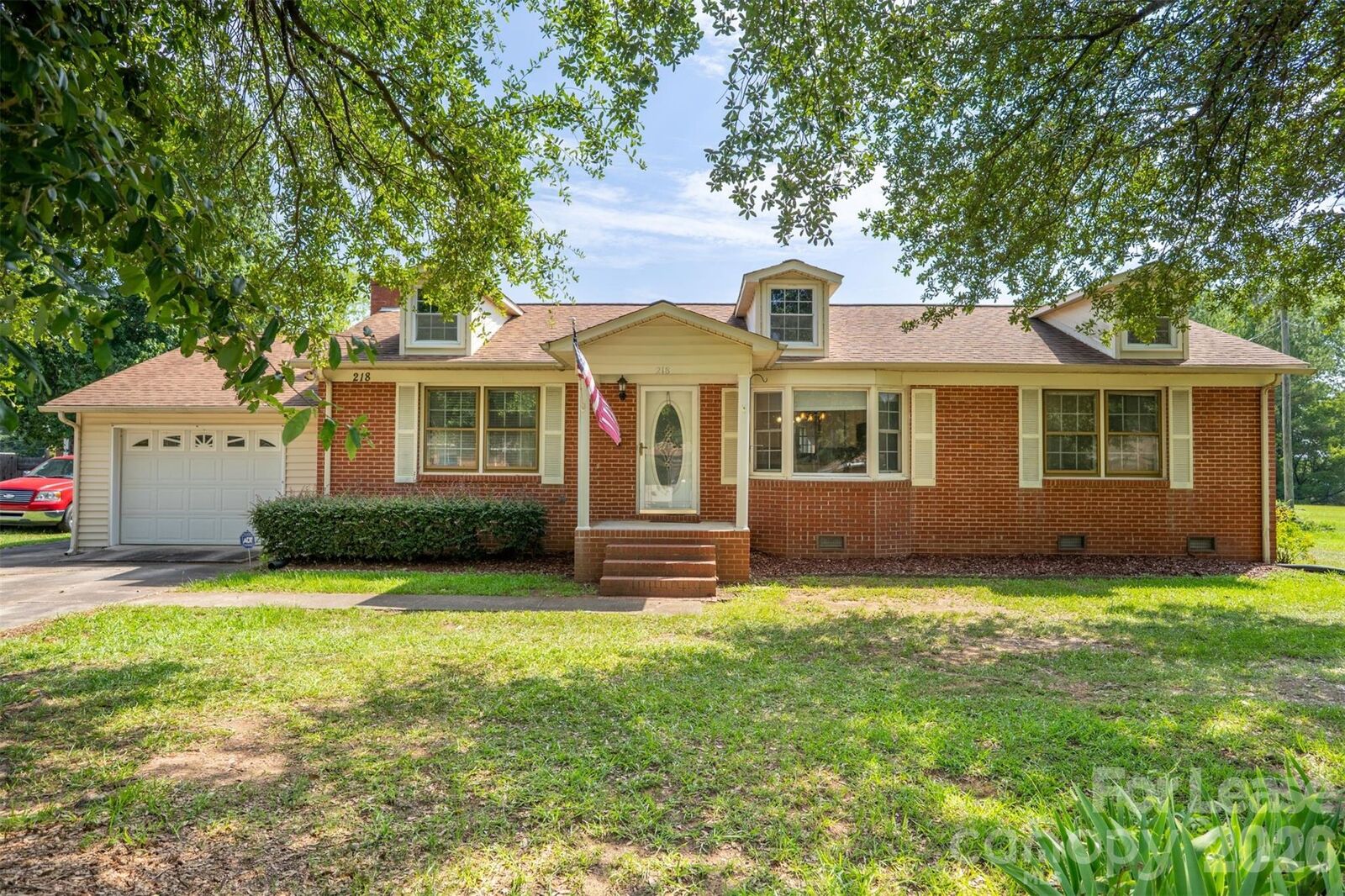 Property Photo:  218 S Plantation Road  SC 29720 