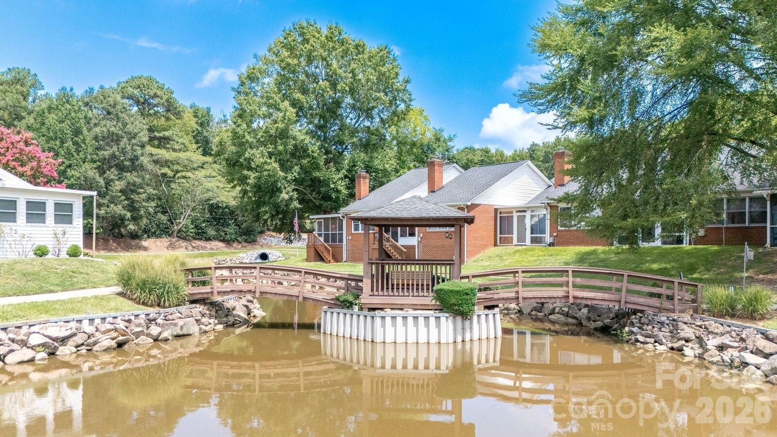 Property Photo:  19940 Oak Leaf Circle  NC 28031 