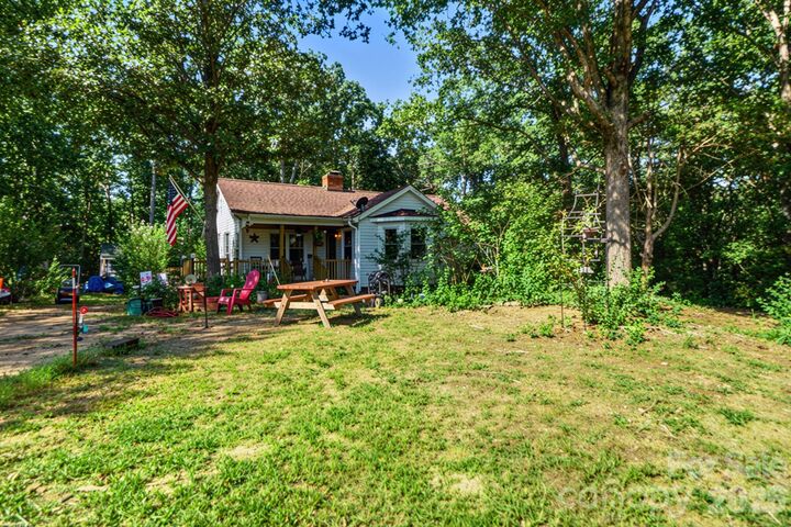 Property Photo: 247 German Hill Road NC 28133