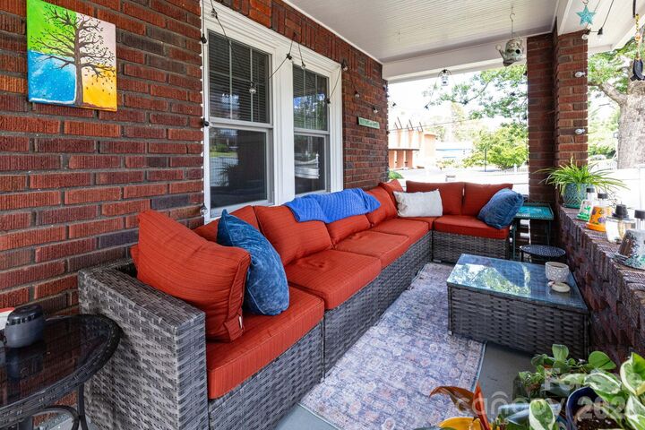 Property Photo:  752 Fairview Road  NC 28803 