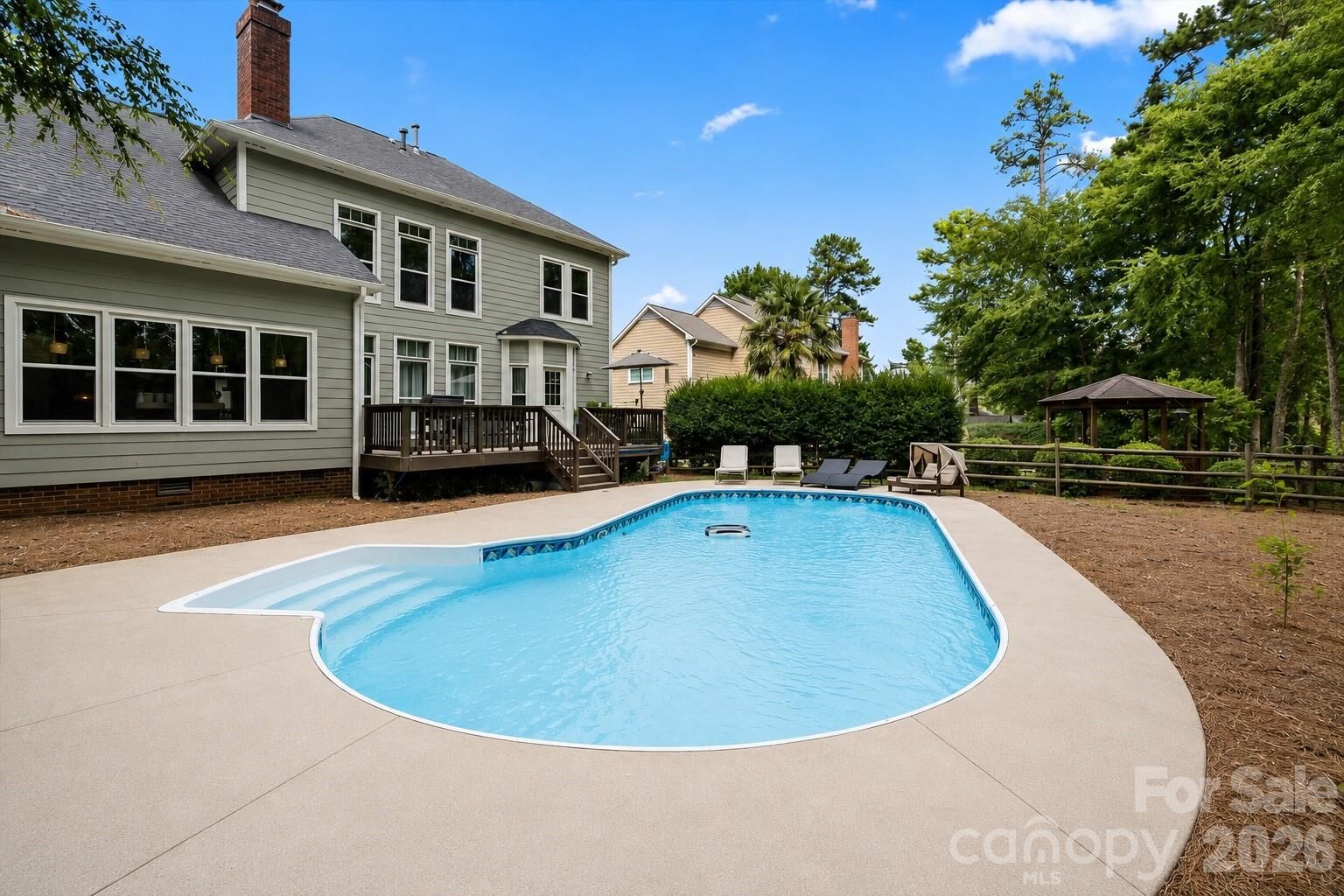 Property Photo: 4519 Crownvista Drive NC 28269