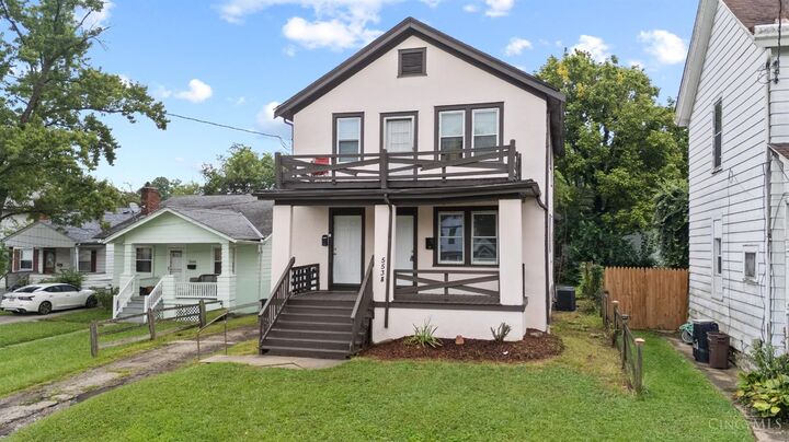 Property Photo: 5538 Montgomery Road OH 45212