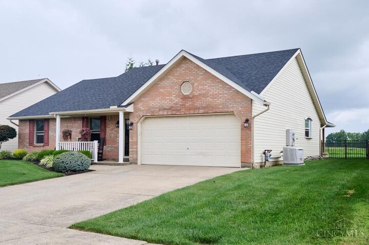 Property Photo:  1271 Country Oaks Lane  OH 45177 