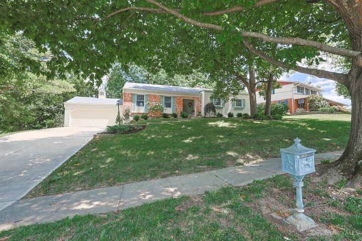 Property Photo:  5592 Windermere Lane  OH 45014 