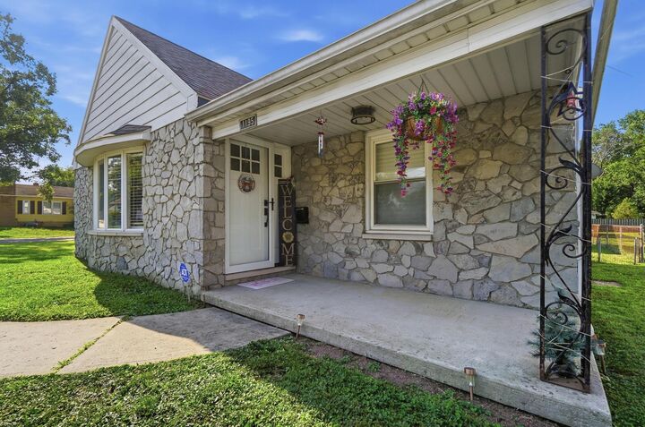 Property Photo: 1195 Indiana Avenue OH 43302