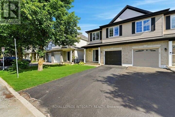 Property Photo:  209 Tewsley Drive  ON K1V 0Y7 