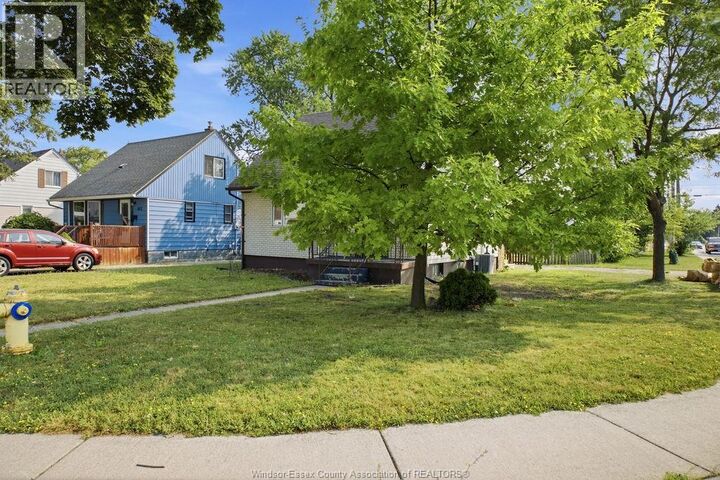 Property Photo: 866 Francois Court ON N8Y 3W4