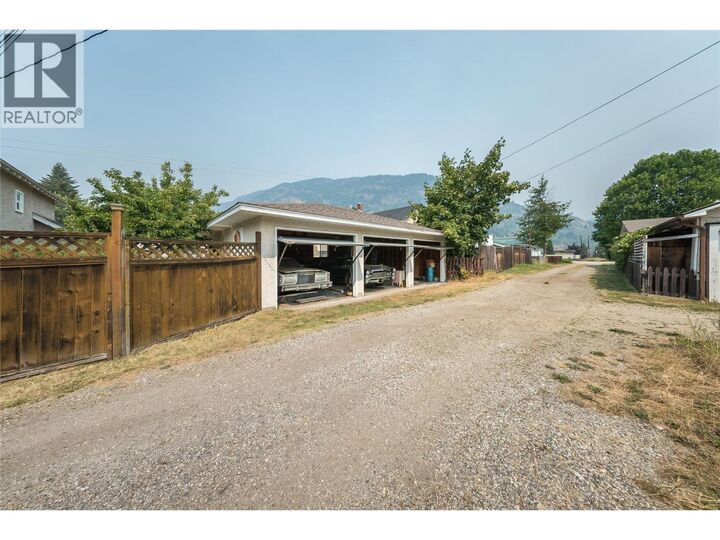 Property Photo:  714 2nd Street  BC V1N 1Y8 