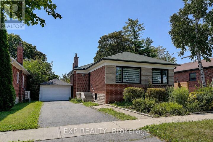 Property Photo: 36 Vauxhall Drive Main ON M1P 1P7
