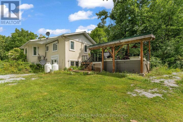 Property Photo:  687 Zealand Road  ON K0H 2B0 