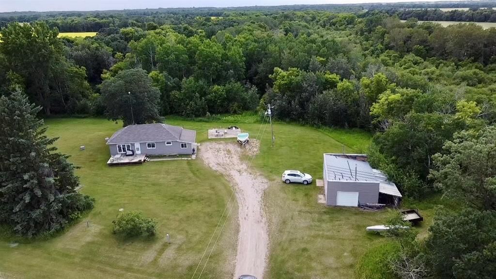 Property Photo: 63008 69 West Road West MB R0H 1L0