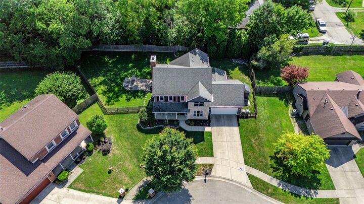 Property Photo:  335 Kingsfield Court  OH 45387 