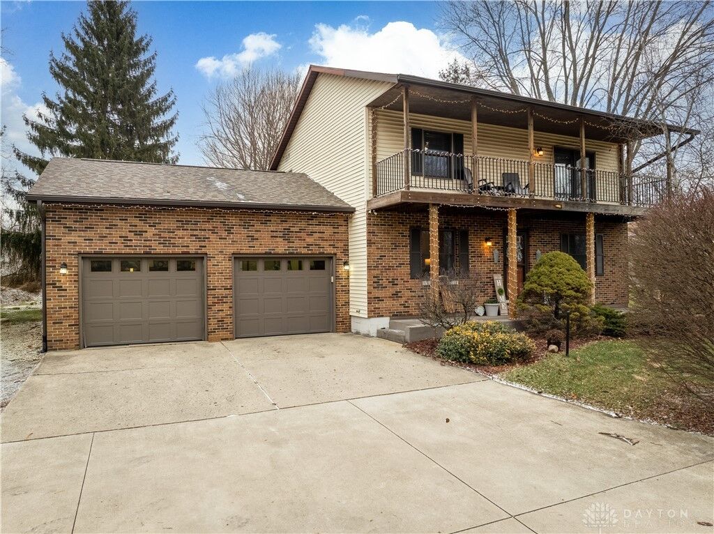 Property Photo:  3352 Hodgin Road  IN 47374 