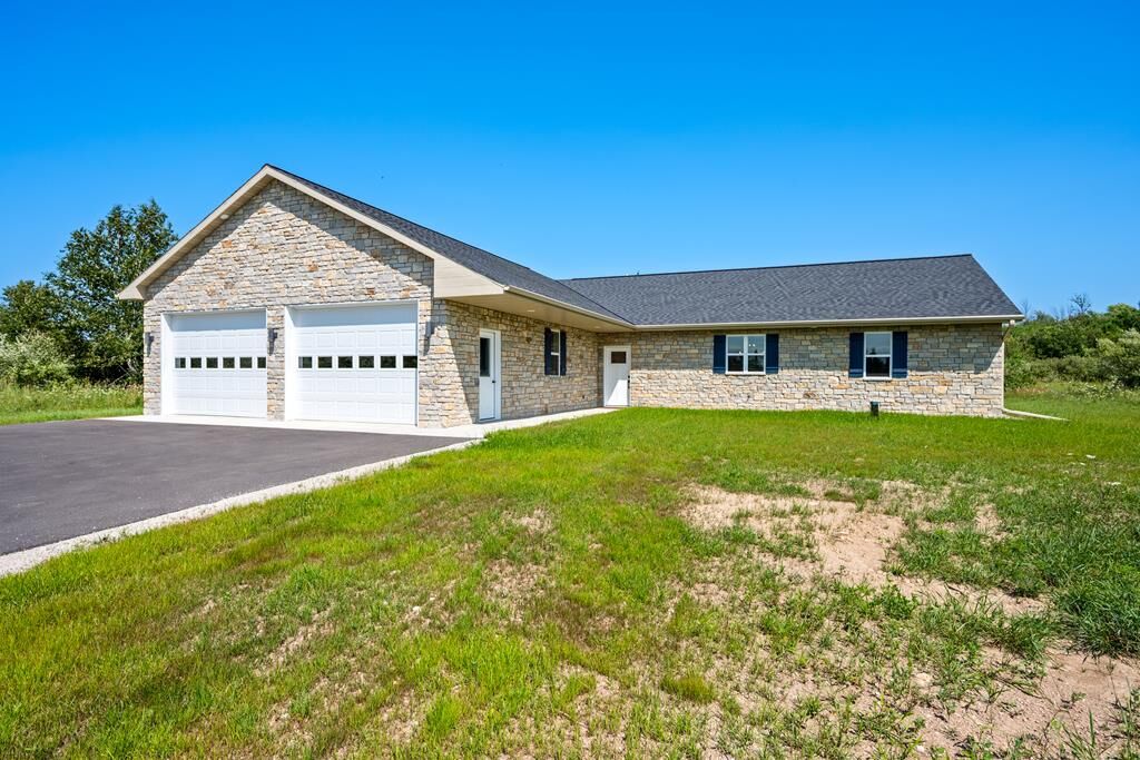 Property Photo: 11780 Hwy 42 WI 54210