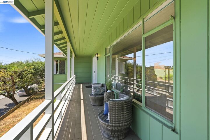 Property Photo: 5760 Leona St CA 94605