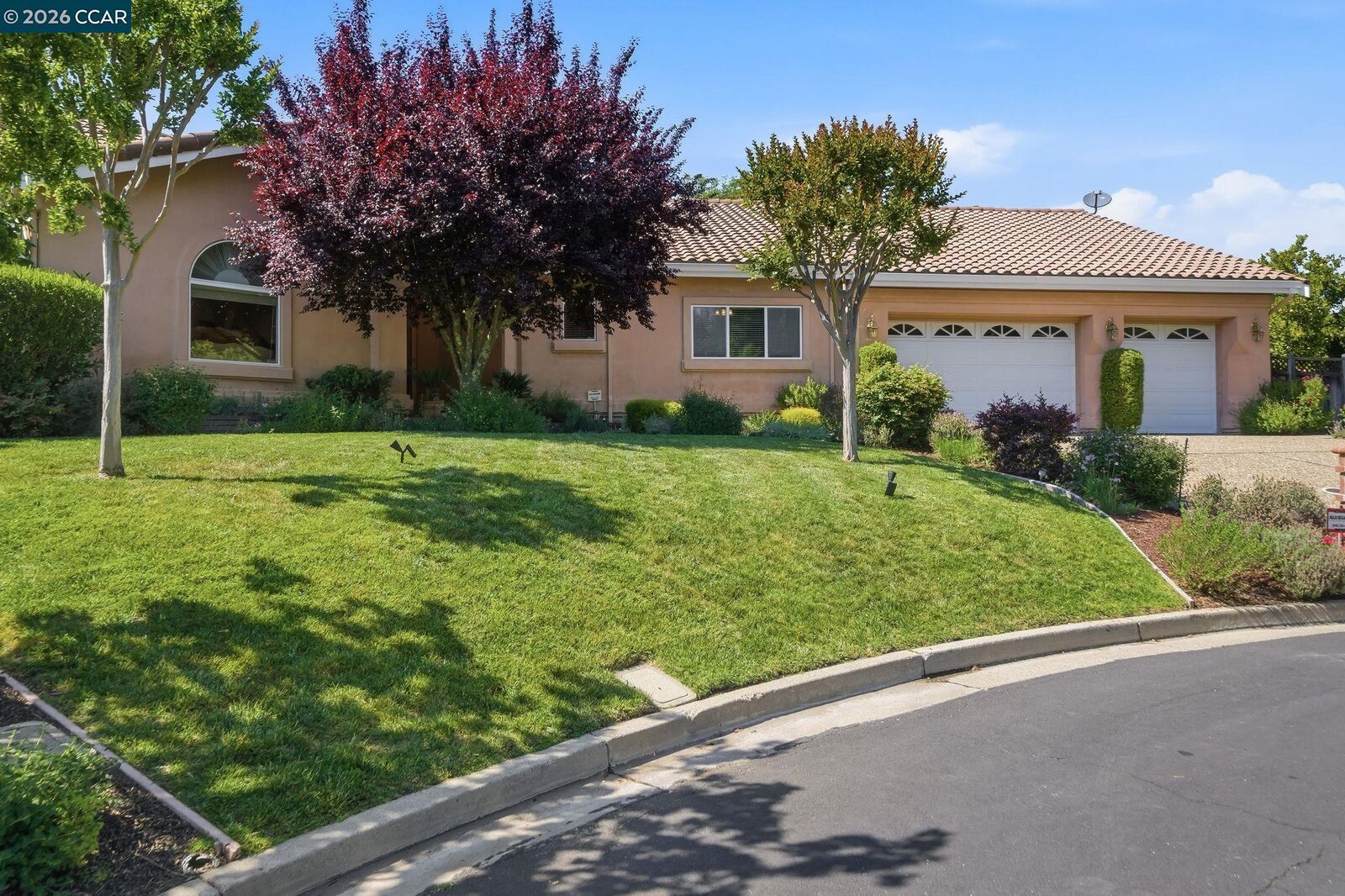 Property Photo:  2426 Heritage Oaks Dr  CA 94507 