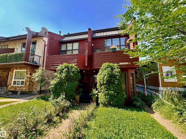 Property Photo:  10346A 121 Street NW  AB T5N 1P2 