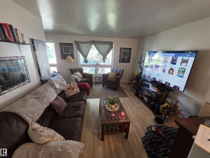 Property Photo: 38 Greenwood Drive AB T7X 1Y1