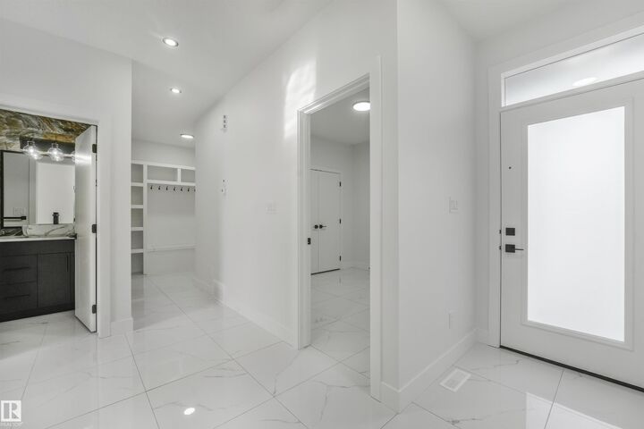 Property Photo: 3033 7A Avenue SW AB T6X 3M3