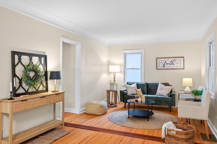 Property Photo:  4711 Dupont Avenue N  MN 55430 