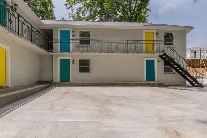 Property Photo:  297 Burbank Drive NW  GA 30314 