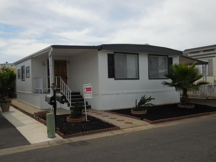 Property Photo: 221 W Herndon Avenue 178 CA 93650
