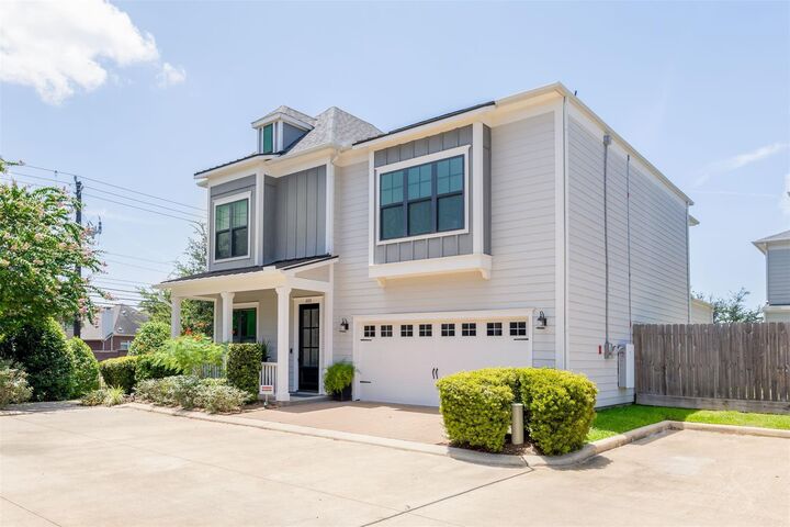 Property Photo:  1103 Pearl Wood Drive  TX 77008 