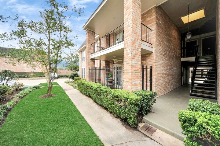 Property Photo:  2224 S Piney Point Road 227  TX 77063 