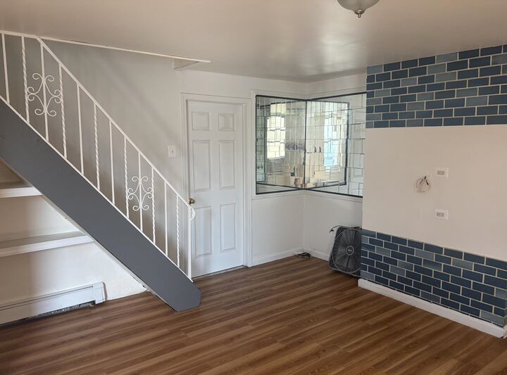 Property Photo:  419 42nd St Unit 2  NJ 07087 