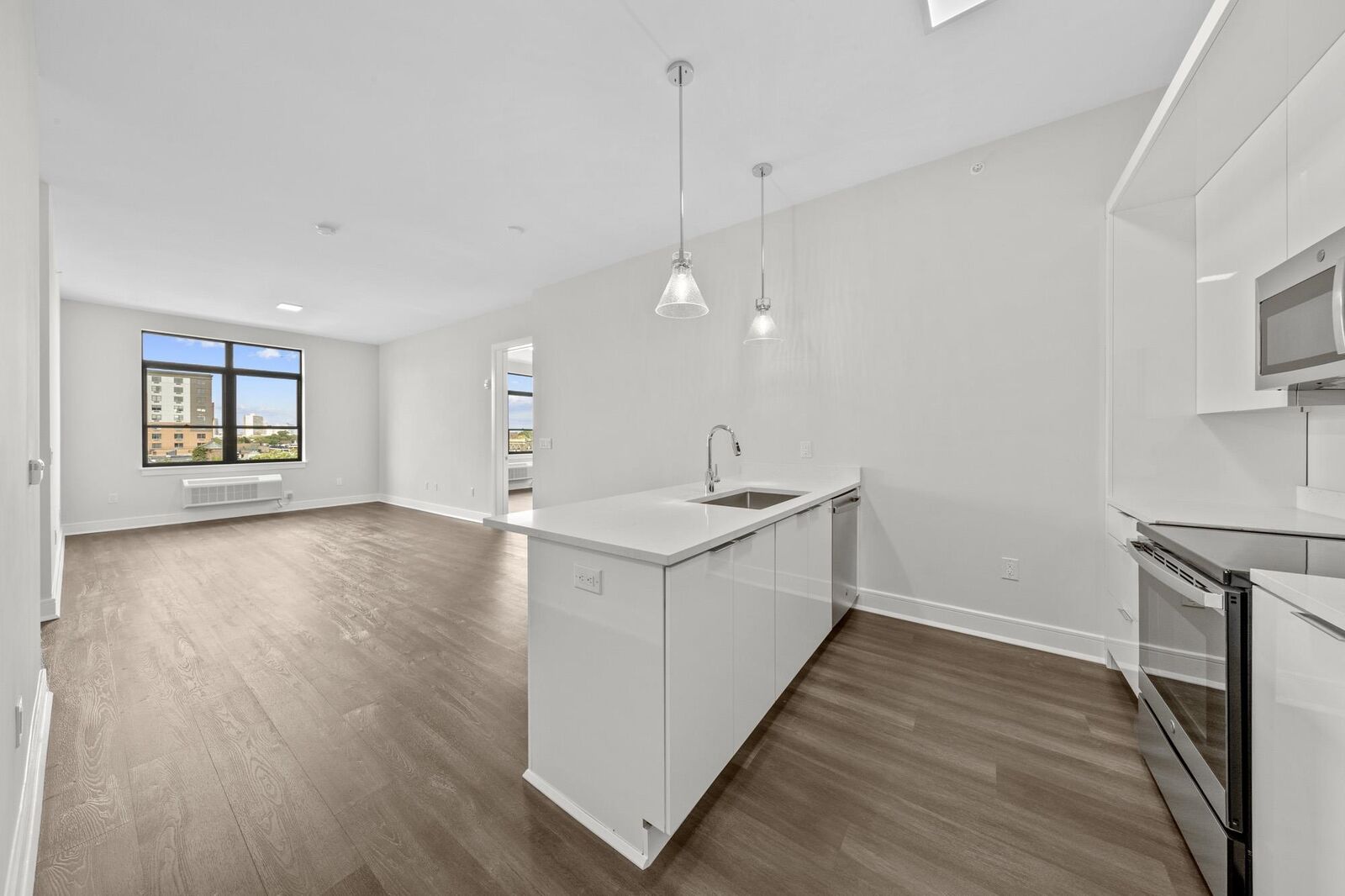 Property Photo:  121 34th St 402  NJ 07087-5902 