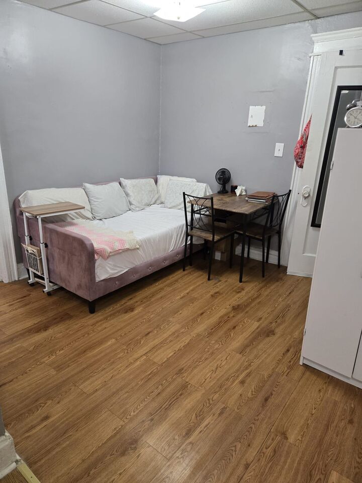 Property Photo: 437 53rd St #4D NJ 07093