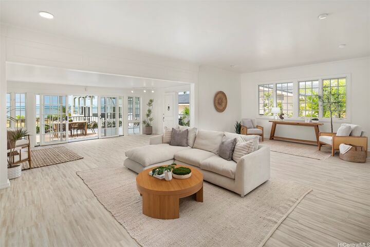 Property Photo:  4929 Kalanianaole Highway  HI 96821 