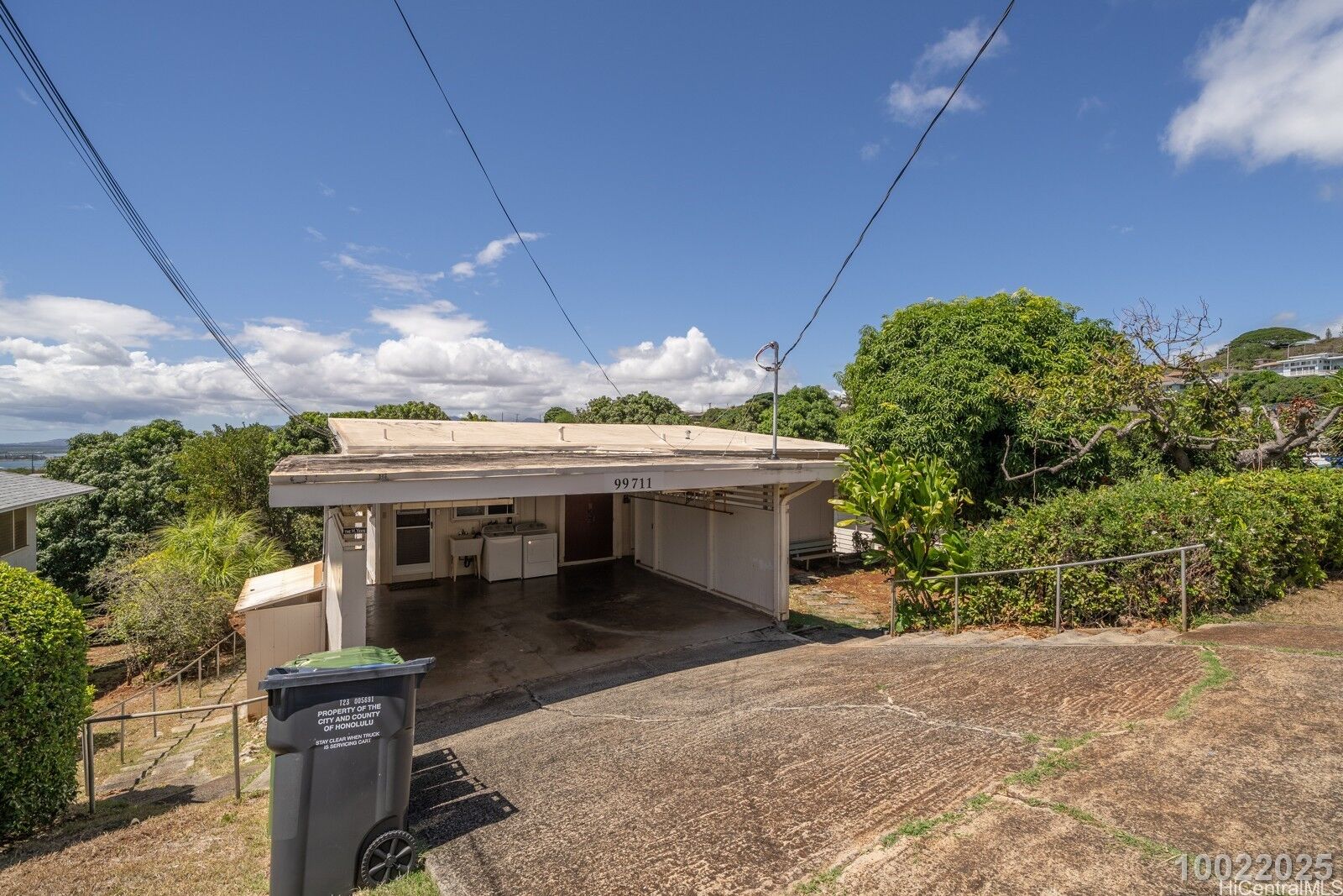 Property Photo: 99-711 Halawa Drive Main HI 96701