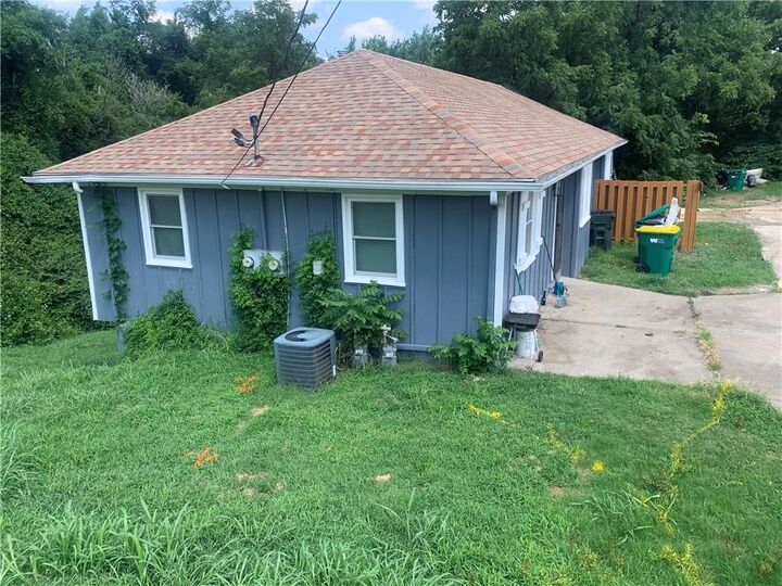 Property Photo:  2440 S 53rd Lane  KS 66106 
