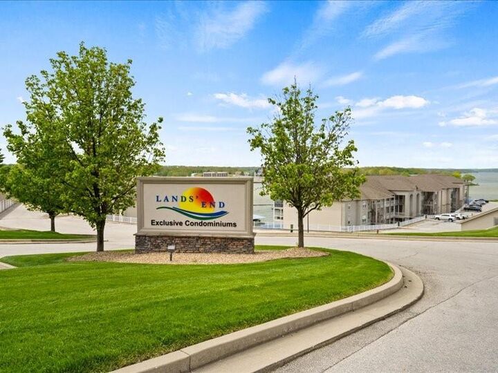 Property Photo:  1210 Lands End Parkway 414  MO MO 