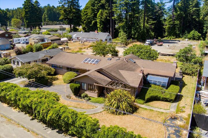 Property Photo:  2409 Redwood Street  CA 95503 