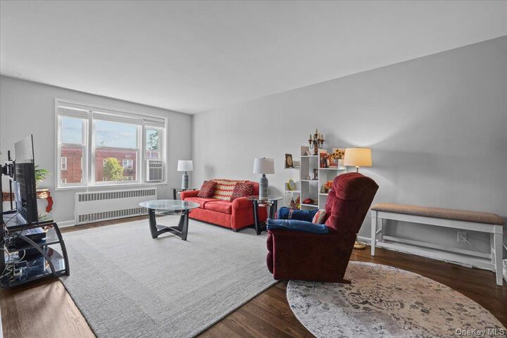 Property Photo:  101 Old Mamaroneck Road 3C7  NY 10605 