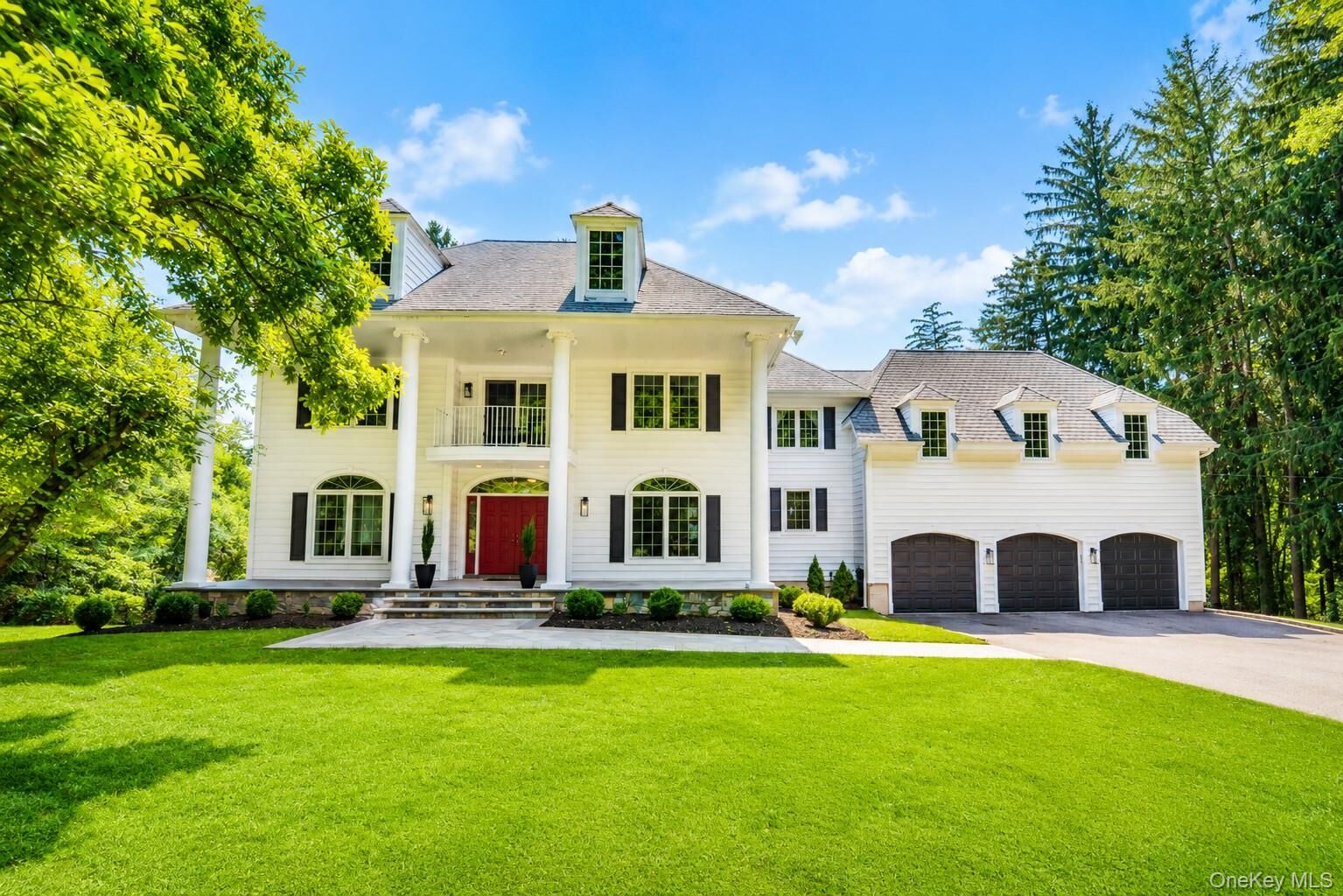 Property Photo:  1320 Albany Post Road  NY 10520 