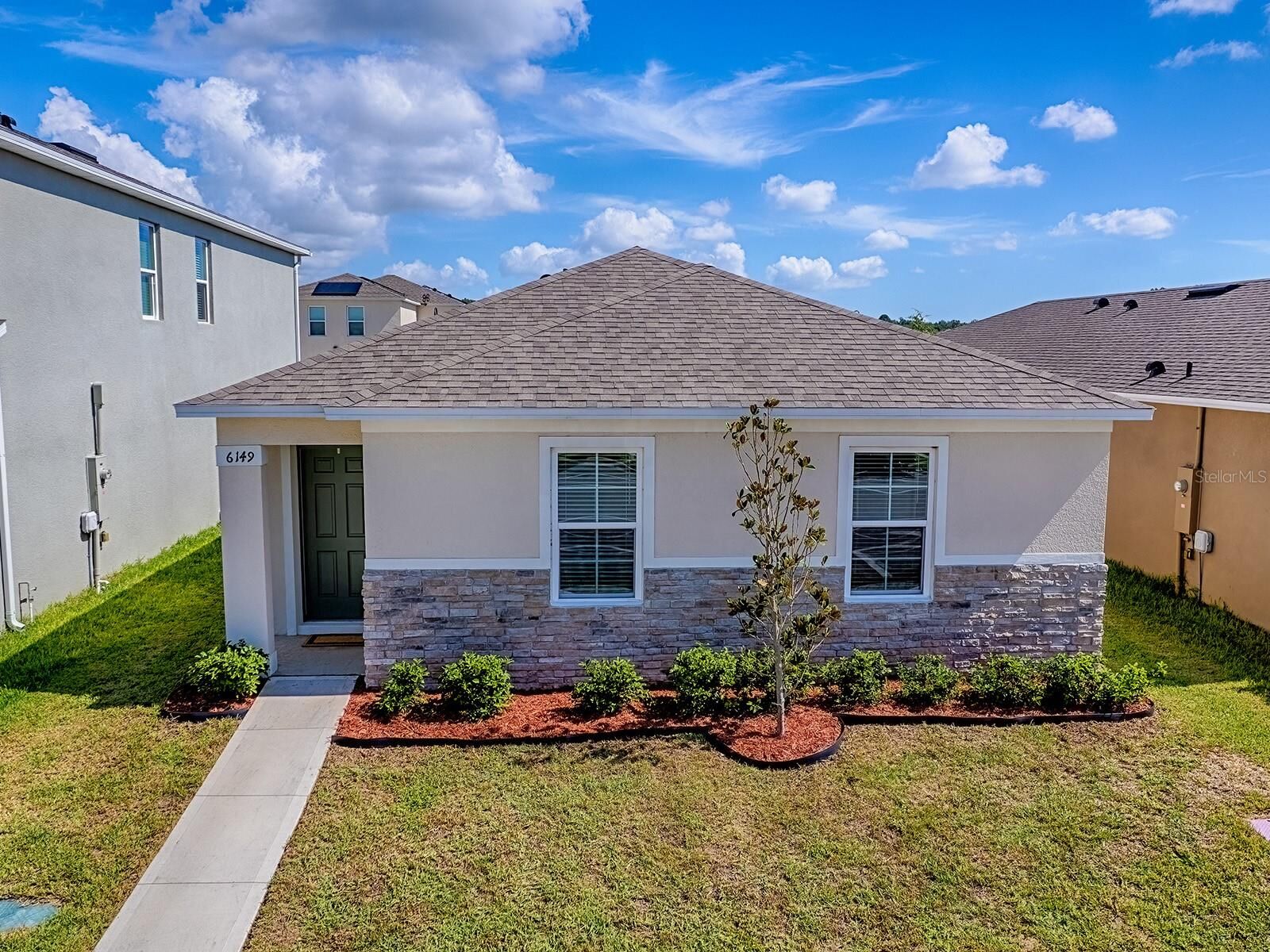 Property Photo:  6149 Galloping Drive  FL 32712 