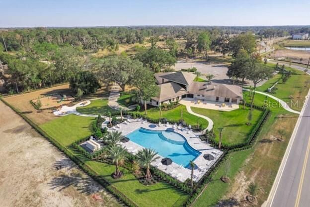 Property Photo:  2595 NW 21st Ave  FL 34475 