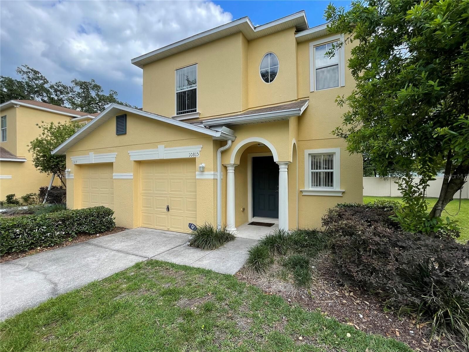 Property Photo: 10815 Great Carlisle Court FL 33578