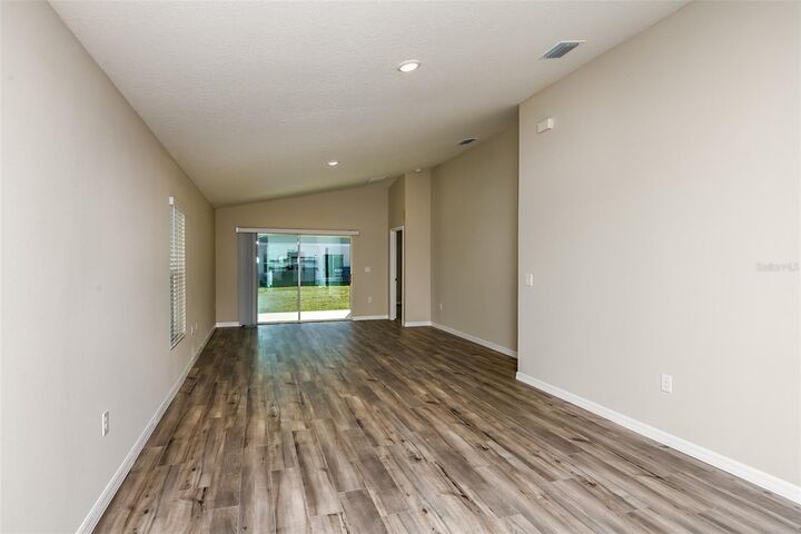 Property Photo:  1585 Sage Avenue  FL 33844 