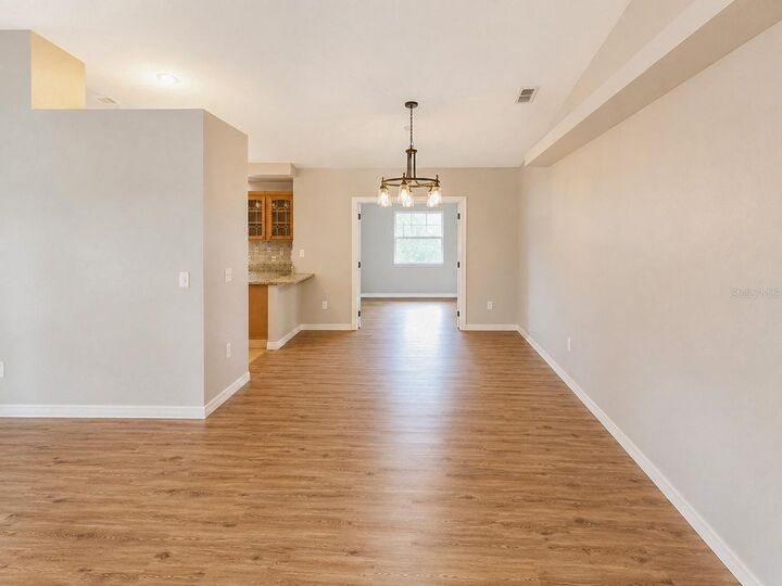 Property Photo: 1002 Torgerson Street FL 34291