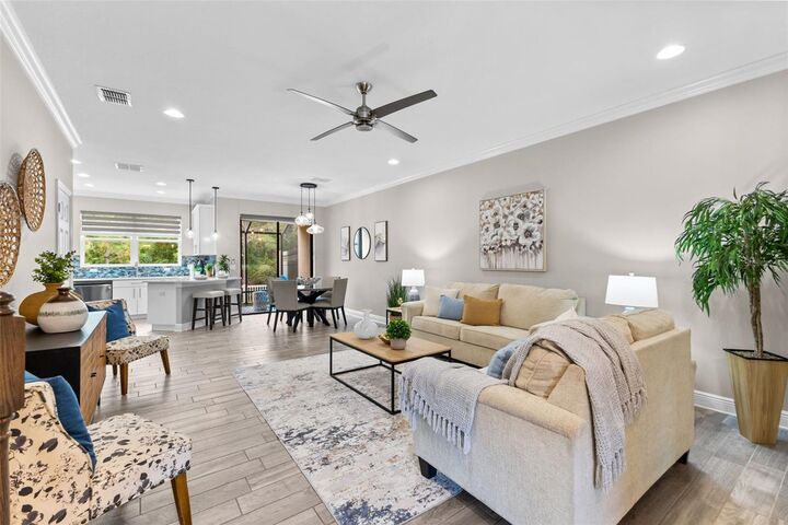 Property Photo:  11458 Crowned Sparrow Lane  FL 33626 