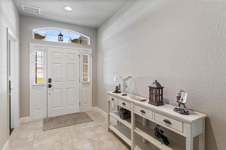 Property Photo:  117 Walkers Point Drive  FL 33823 